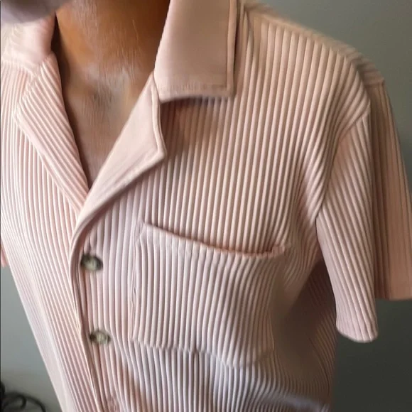FINAL MARKDOWN—Boohoo Men's Pink Casual Button Down Shirt - Picture 3 of 5